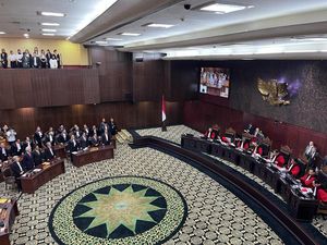 Tim AMIN Bawa-bawa soal Pj Kepala Daerah, MK Nyatakan Tak Beralasan Hukum Tim AMIN Bawa-bawa soal Pj Kepala Daerah, MK Nyatakan Tak Beralasan Hukum