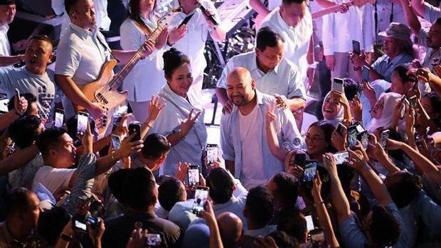 Titiek Soeharto dan Prabowo