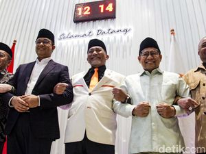 Anies-Cak Imin Sambangi Markas PKS Usai Putusan MK Anies-Cak Imin Sambangi Markas PKS Usai Putusan MK