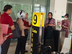 Imigrasi Blitar Deportasi WN Singapura yang Overstay