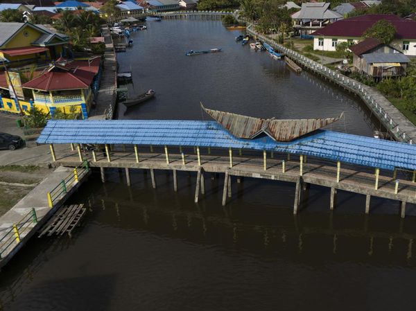 Potret Jembatan Ikonik di Pulau Bacan Hasil Swadaya Masyarakat