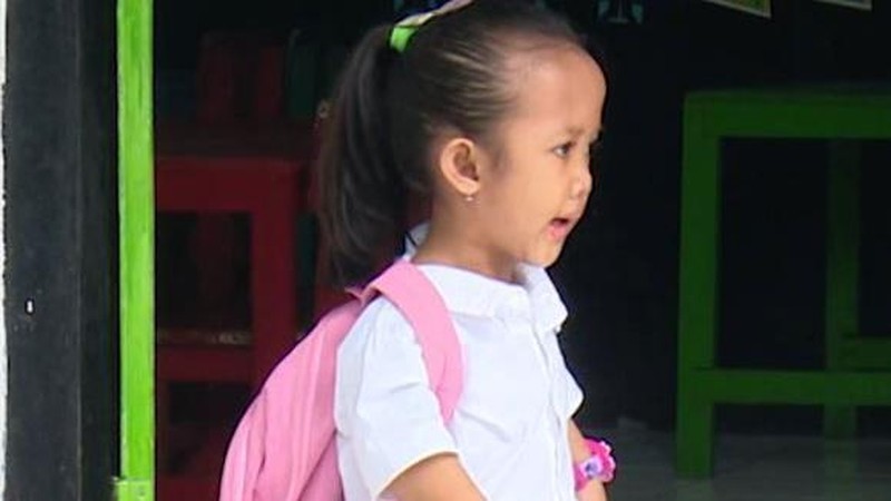 Cerita Anak Kurir yang Hidup dengan Penyakit Langka dan Tubuh Tak Sempurna