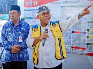 Basuki Pastikan Sistem Bayar Tol Tanpa Stop Bisa Diterapkan di Era Jokowi Basuki Pastikan Sistem Bayar Tol Tanpa Stop Bisa Diterapkan di Era Jokowi