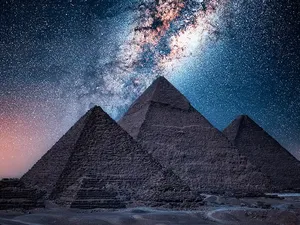 Angka Kecepatan Cahaya dan Koordinat Piramida Giza Sama, Kok Bisa? Angka Kecepatan Cahaya dan Koordinat Piramida Giza Sama, Kok Bisa?
