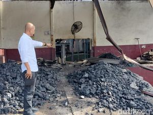 Tabung Gas Pabrik Pengolah Besi di Kendal Meledak, 1 Pekerja Tewas-1 Luka Bakar Tabung Gas Pabrik Pengolah Besi di Kendal Meledak, 1 Pekerja Tewas-1 Luka Bakar