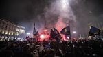 Ribuan Suporter Rayakan Inter Milan Juara di Alun-alun Milan