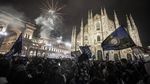 Ribuan Suporter Rayakan Inter Milan Juara di Alun-alun Milan