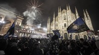 Inter Milan memastikan diri juara Serie A musim ini berkat kemenangan 2-1 atas AC Milan di San Siro, Selasa (23/3/2024) dini hari WIB. Gol Francesco Acerbi dan Marcus Thuram cuma mampu dibalas sekali oleh Milan lewat Fikayo Tomori. AP/Marco Ottico  