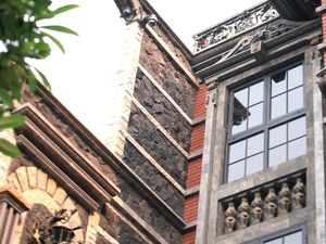 Jeroan Rumah Mantan Panglima TNI Andika Perkasa Rasa Istana Kerajaan