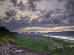 Kembalinya sang Turis Usai Kejadian Mengerikan 5 Tahun Lalu