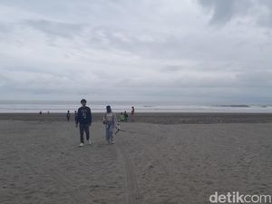 Tenggelam di Pantai Pangandaran, Rifki Ditemukan Tewas