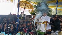 Potret Desa Tertua Suku Tengger Gelar Upacara Adat Unan-Unan