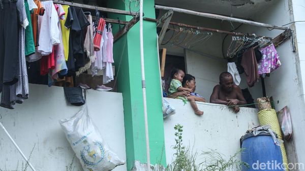 Antusias Warga Rusun Muara Baru Syukuran Bareng Wapres Terpilih Gibran