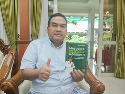 Arief Rohman Rilis Buku Biografi Perjalanan dari Santri Jadi Bupati Blora