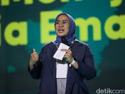 Inspirasi Eks Bupati Karawang Cellica Nurrachadiana Kelola Jaminan Kesehatan