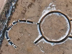 Arkeolog Temukan Monumen Misterius di Situs Kuno, Begini Wujudnya