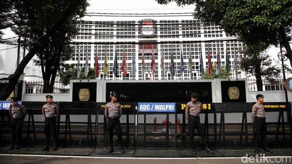 Jelang Penetapan Presiden Terpilih, KPU Dijaga Ketat