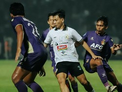 Liga 1: Diwarnai 3 Penalti dan 1 Kartu Merah, Persik Vs PSS Berakhir 4-4