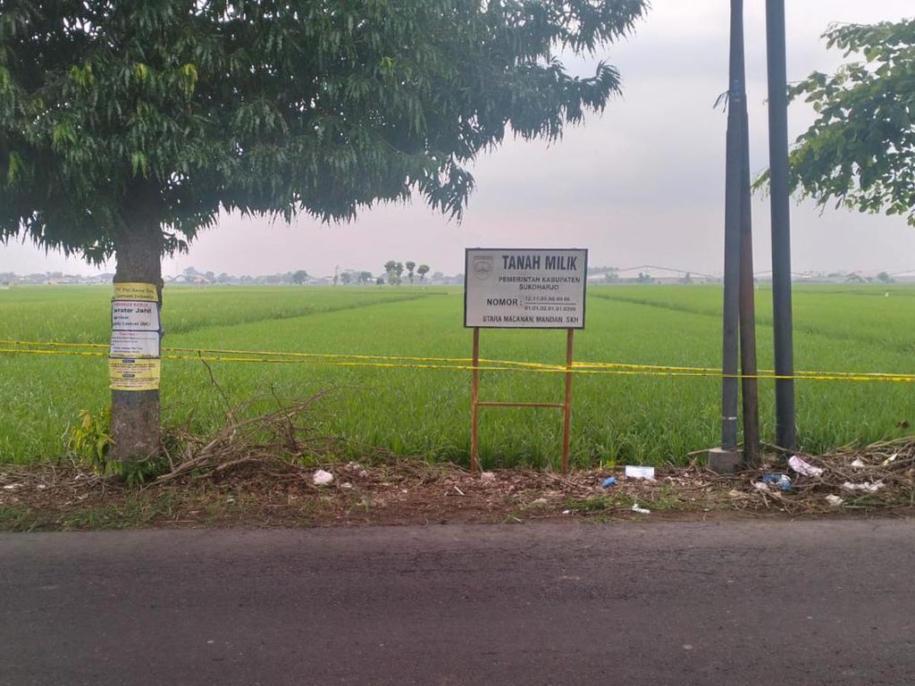 Mayat Pria Ditemukan Tengkurap di Parit Mandan Sukoharjo