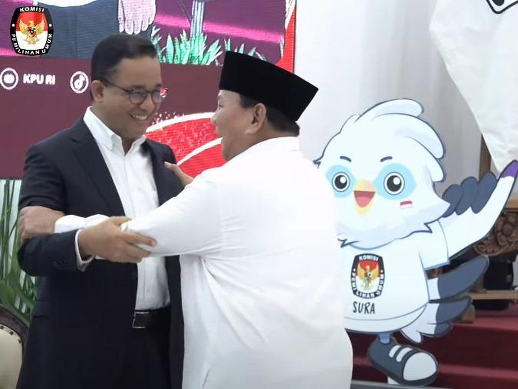 Politik Merangkul Prabowo