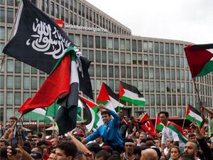 Kompak! Mayoritas Generasi Muda Jerman Anggap Penerapan Hukum Islam Lebih Baik