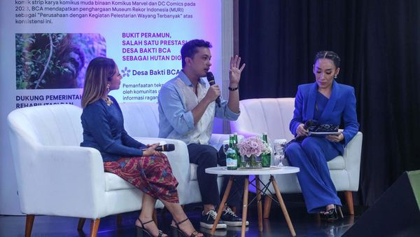 Nicholas Saputra Jadi Duta Bakti BCA