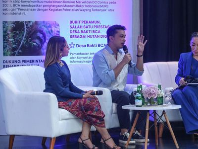 Nicholas Saputra Jadi Duta Bakti BCA