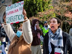 Geger Penangkapan Massal di Kampus Elite AS, Protes Perang Gaza Meluas