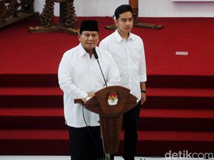 Ragam Harapan Pelaku Wisata di Labuan Bajo kepada Prabowo-Gibran Ragam Harapan Pelaku Wisata di Labuan Bajo kepada Prabowo-Gibran