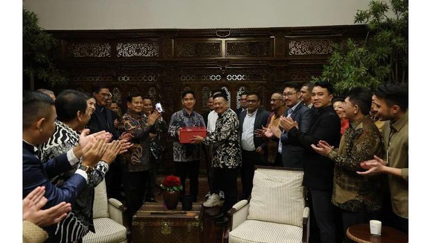 Prabowo-Gibran bertemu tim hukum