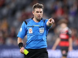 Shaun Evans Wasit Indonesia vs Irak di Kualifikasi Piala Dunia 2026