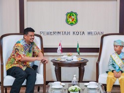 Juara Lomba Hafiz, Ibu dan Adiknya Gibran Diberangkatkan Bobby Umrah