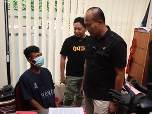 Pemuda di Tuban Ditangkap Warga Usai Begal Payudara Tetangga Pemuda di Tuban Ditangkap Warga Usai Begal Payudara Tetangga