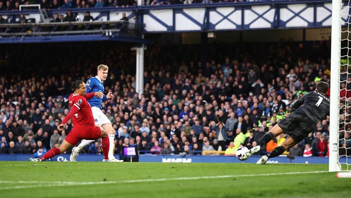 Van Dijk: Kalau Main Begini, Liverpool Tak Pantas Bahas Titel