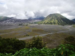 Gunung Bromo Masih Jadi Primadona Wisatawan Saat Long Weekend Gunung Bromo Masih Jadi Primadona Wisatawan Saat Long Weekend