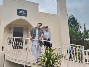 Akhirnya Ivan Gunawan Lihat dan Resmikan Langsung Masjidnya di Uganda Akhirnya Ivan Gunawan Lihat dan Resmikan Langsung Masjidnya di Uganda