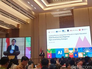 Kemendikbudristek Godok Regulasi Penggunaan Generative AI di Perguruan Tinggi