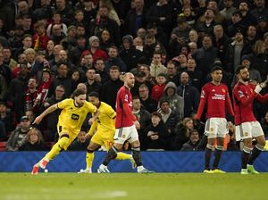 Ten Hag: MU Terlalu Murah Hati Ten Hag: MU Terlalu Murah Hati