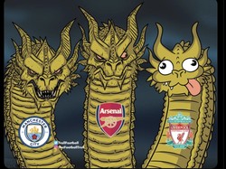 Liverpool diledek loyo dalam fase-fase akhir persaingan gelar juara dengan Arsenal dan Manchester City. Foto: dok. Internet/X (Twitter)