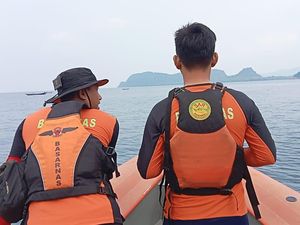 Pencarian Dede yang Loncat dari Kapal Ferry Bakal Lanjut hingga Sepekan Pencarian Dede yang Loncat dari Kapal Ferry Bakal Lanjut hingga Sepekan