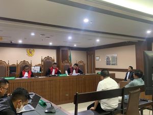 Bupati Muna La Ode Rusman Divonis 3 Tahun Bui di Kasus Suap Dana PEN Bupati Muna La Ode Rusman Divonis 3 Tahun Bui di Kasus Suap Dana PEN
