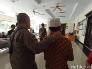 Ona Sudana Divonis 20 Tahun Bui Usai Tusuk Mati Istri