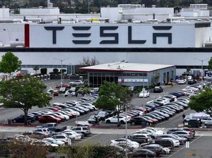 Tesla akan PHK 10 Persen Karyawannya di Seluruh Dunia Tesla akan PHK 10 Persen Karyawannya di Seluruh Dunia