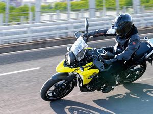 Sudah Pernah Lihat V-Strom 250 Dua Silinder Belum? Ini Model Terbarunya Sudah Pernah Lihat V-Strom 250 Dua Silinder Belum? Ini Model Terbarunya