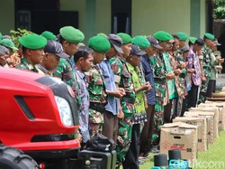 Kapolres Dampingi Penyerahan Bantuan Alsintan di Kodim Trenggalek