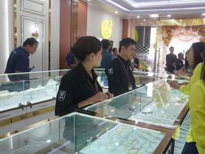 Berburu Emas Batangan di Bali Kini Makin Mudah