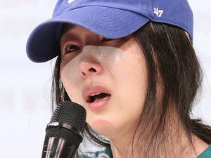 Min Hee Jin Dipecat dari Posisi CEO ADOR Min Hee Jin Dipecat dari Posisi CEO ADOR