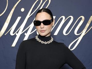 Gal Gadot Khawatir Pertumbuhan Anak di Era Media Sosial Penuh Rekayasa