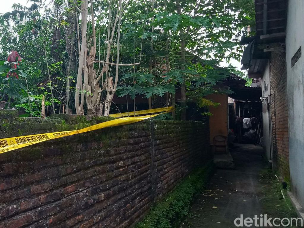 Bunuh Kakak Kandung di Klaten, Pelaku Dibawa ke Rumah Sakit Jiwa