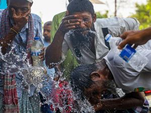 Sempat Libur karena Gelombang Panas, Sekolah di Bangladesh Dibuka Lagi